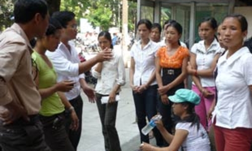 Sang Nga sống chui, về Việt Nam 