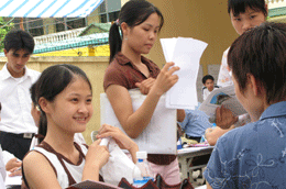 Theo mục tiêu của Đề án, mỗi năm sẽ có khoảng 100.000 phụ nữ được giới thiệu việc làm - Ảnh: Việt Tuấn.