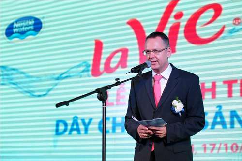 Ông Matthias Riehle, Tổng giám đốc Công ty TNHH La Vie.