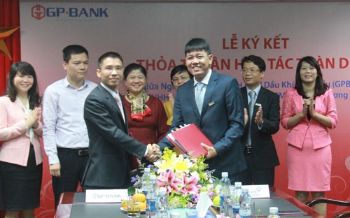 Thỏa thuận hợp tác toàn diện giữa VBI và GP.Bank được ký kết.