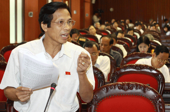 Đại biểu Quốc hội đề nghị Quốc hội phải quản chặt từng đồng của ngân sách Nhà nước - Ảnh: TTXVN.