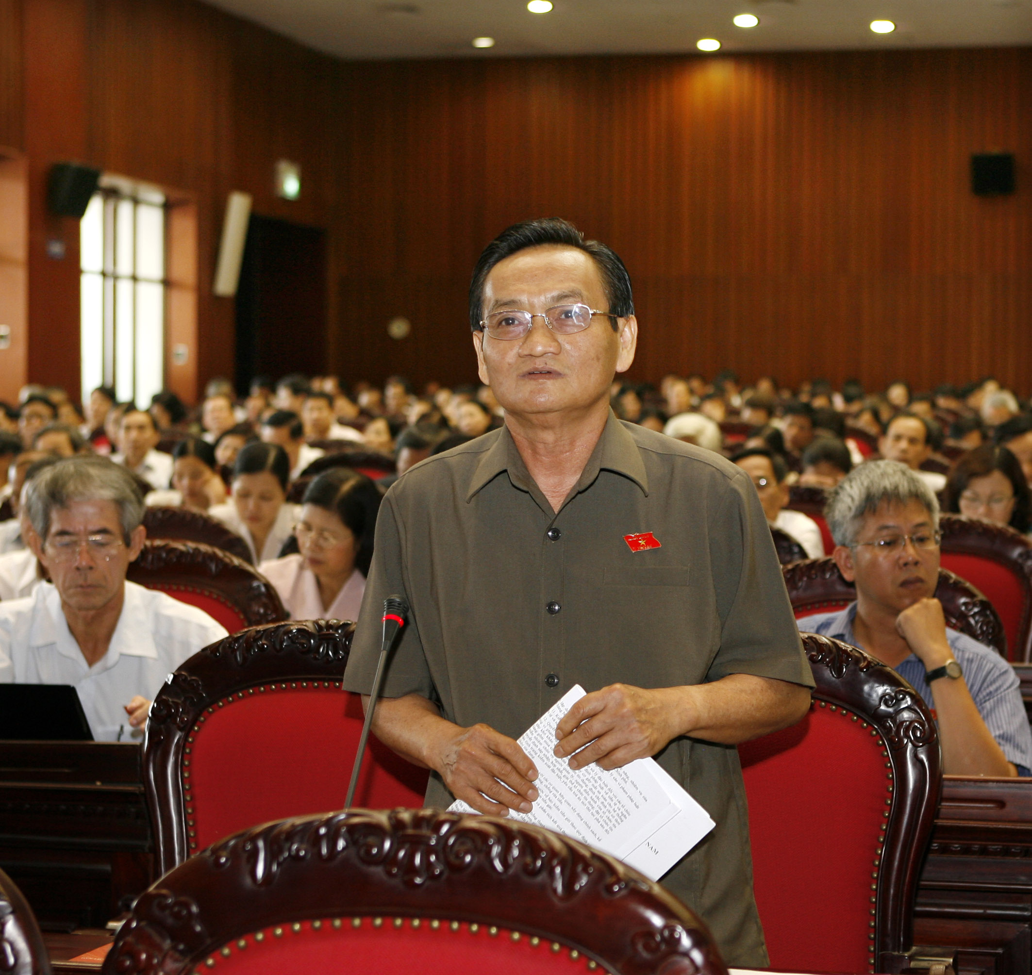 Đã có 18 ý kiến thảo luận về dự án Luật ngân hàng tại phiên họp sáng 21/5 của Quốc hội - Ảnh: TTXVN.