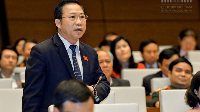 Đại biểu Lưu Bình Nhưỡng phát biểu tại nghị trường.