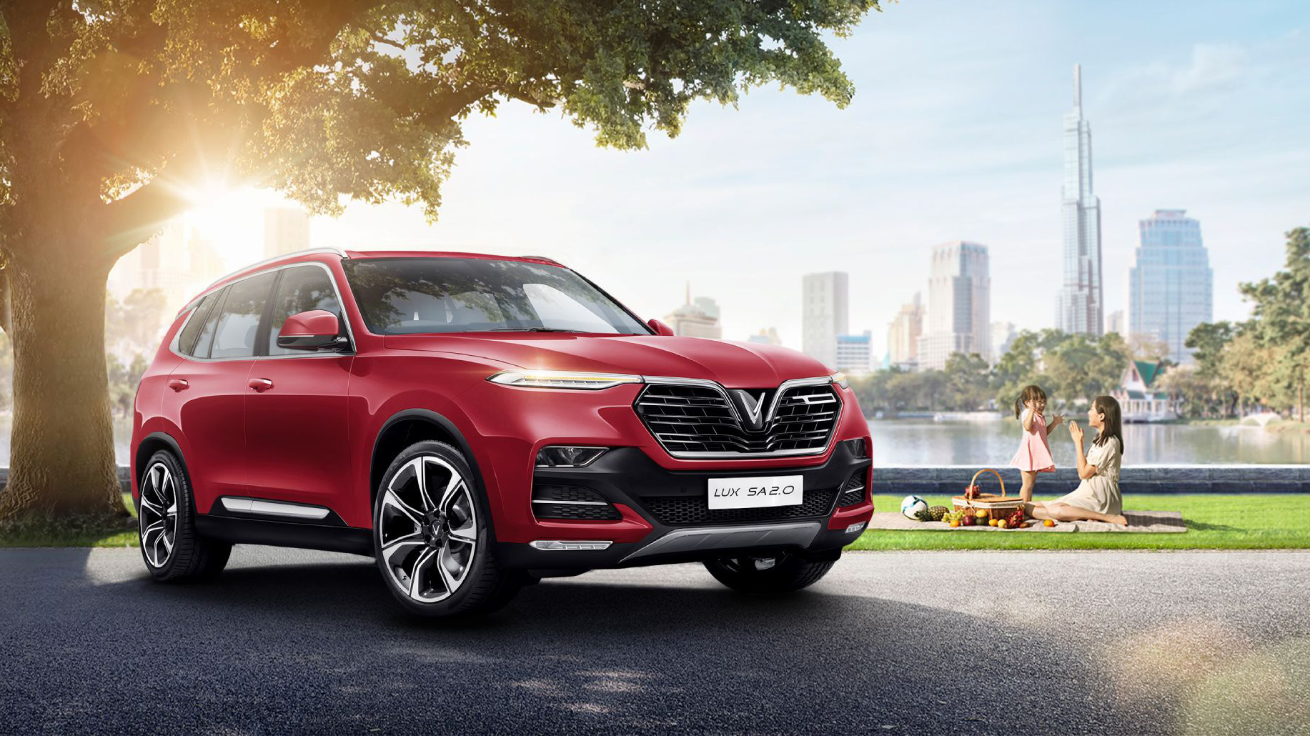 Chưa đầy 18 tháng kể từ khi bàn giao xe thương mại, ba mẫu ô tô đầu tiên của VinFast đã vươn lên dẫn đầu các phân khúc.