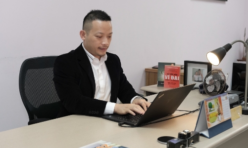 CEO May Sông Hồng: 