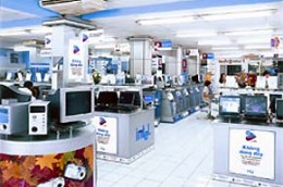 Nhiều đại lý, công ty kinh doanh hàng công nghệ đã và đang bắt đầu thực hiện niêm yết giá bán mới.