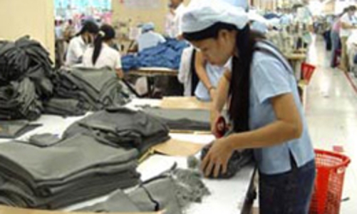 Ngành dệt may “thiệt” 300 triệu USD do thiếu điện