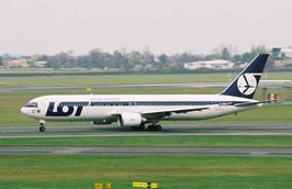 Hiện nay, các máy bay của LOT đã bay tới hơn 60 điểm đến trên khắp châu Âu, Trung Đông, Bắc Mỹ.