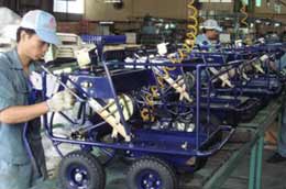 Mục đích của Quyết định 497/QĐ-TTg và Quyết định 2213/QĐ-TTg là tạo cơ hội cho nông dân mua sắm các máy móc để phục vụ sản xuất nông nghiệp.