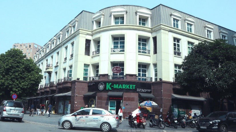 Cùng với sự xuất hiện của nhiều cửa hàng, dịch vụ… ngày càng nhiều chuyên gia, quản lý doanh nghiệp nước ngoài chọn sinh sống tại khu vực Mỹ Đình.