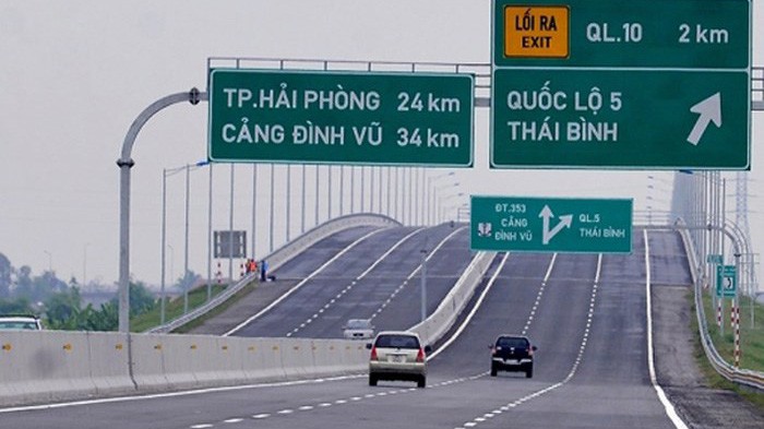 Bộ Giao thông Vận tải khẳng định việc điều chỉnh mức thu trên tuyến cao tốc thuộc thẩm quyền của doanh nghiệp. 