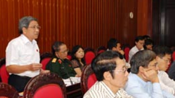 Đại biểu Quốc hội và hai chữ “tuy nhiên”