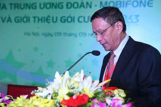 Tổng giám đốc MobiFone Mai Văn Bình công bố chương trình hợp với giữa MobiFone và Trung ương Đoàn TNCS Hồ Chí Minh - Ảnh: M.Chung