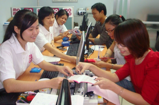 Bắt đầu khai thác dịch vụ từ tháng 12 năm 2008, M-Service đã biến chiếc điện thoại di động thân thuộc thành công cụ thanh toán đa chức năng.