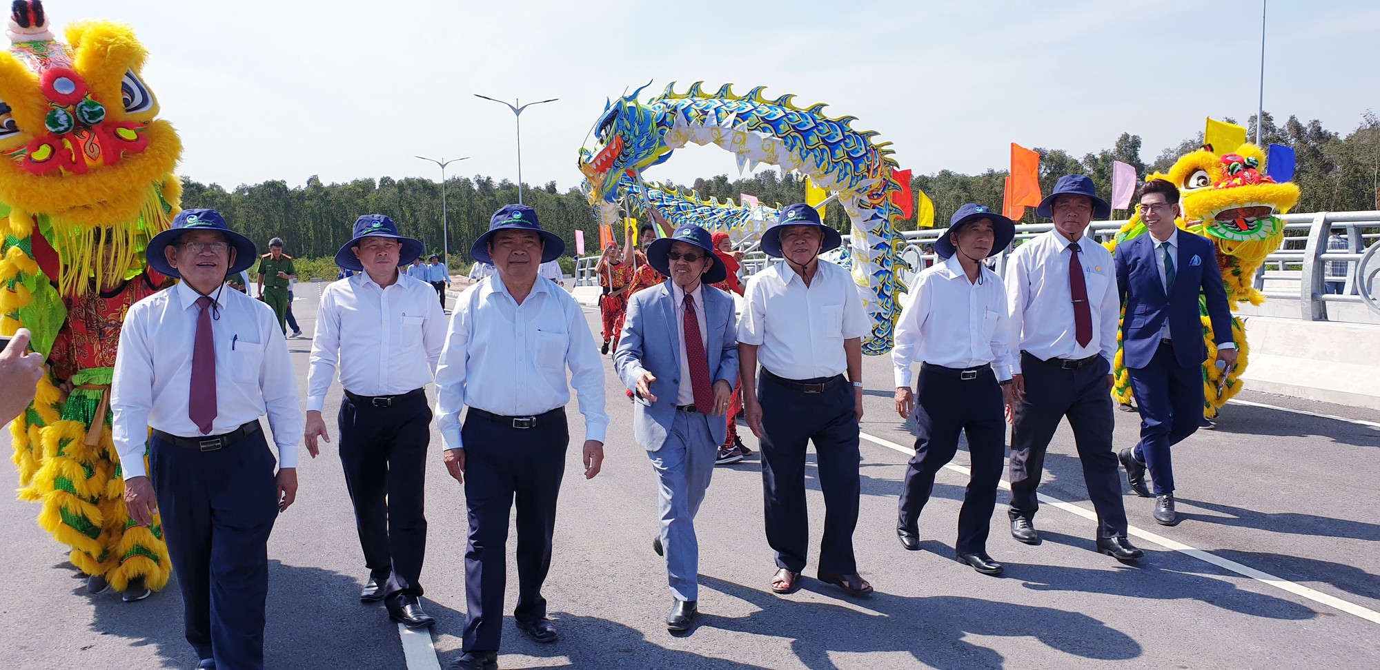  VWS khánh thành hai cầu VWS1 và VWS2 tại Long An - Ảnh 1.