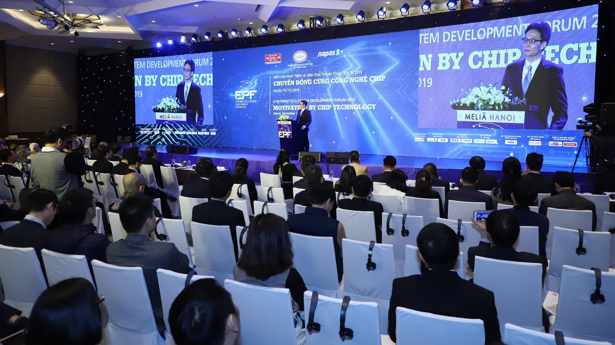 Xã hội không tiền mặt là xu hướng phát triển tất yếu