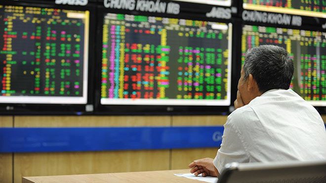 30 cổ phiếu bị nhắc nhở trên toàn thị trường.