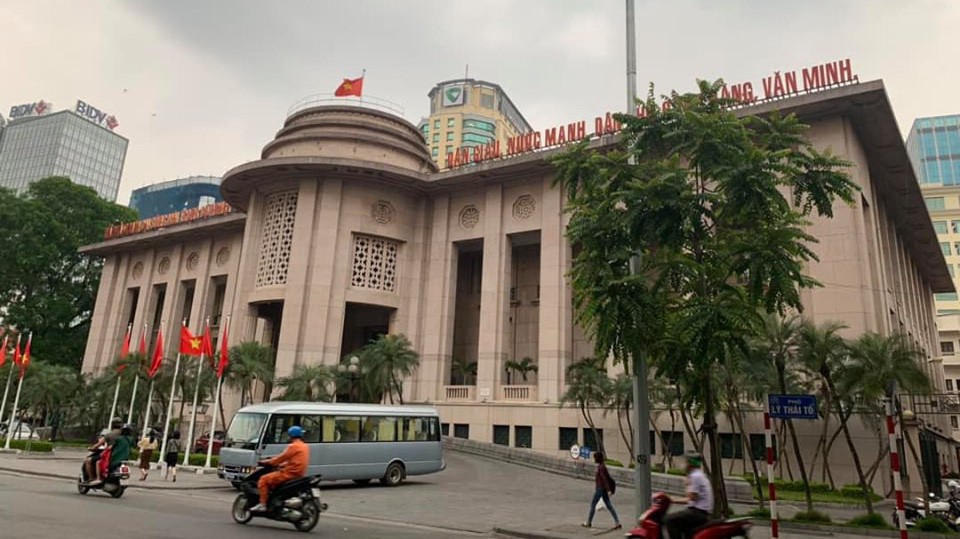 Lãi suất huy động đang được nhiều ngân hàng thương mại tăng khá mạnh.