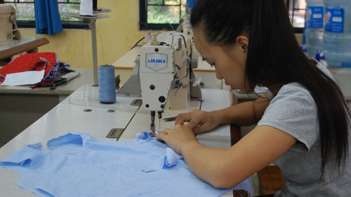 May mặc là một trong những ngành đào tạo mũi nhọn của trường Hoa Sữa.