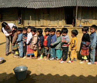 2010 Việt Nam còn 10 - 11% hộ nghèo: 