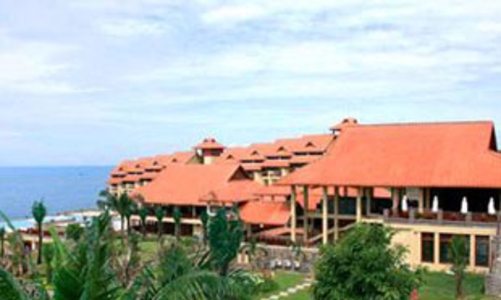 Bất động sản “lấn sân” du lịch