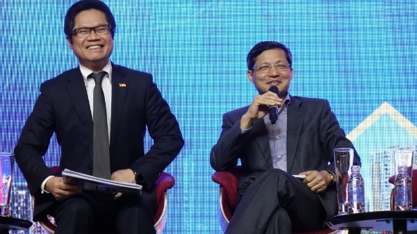 Kinh tế Việt Nam: Nhìn 2018, lo 2019