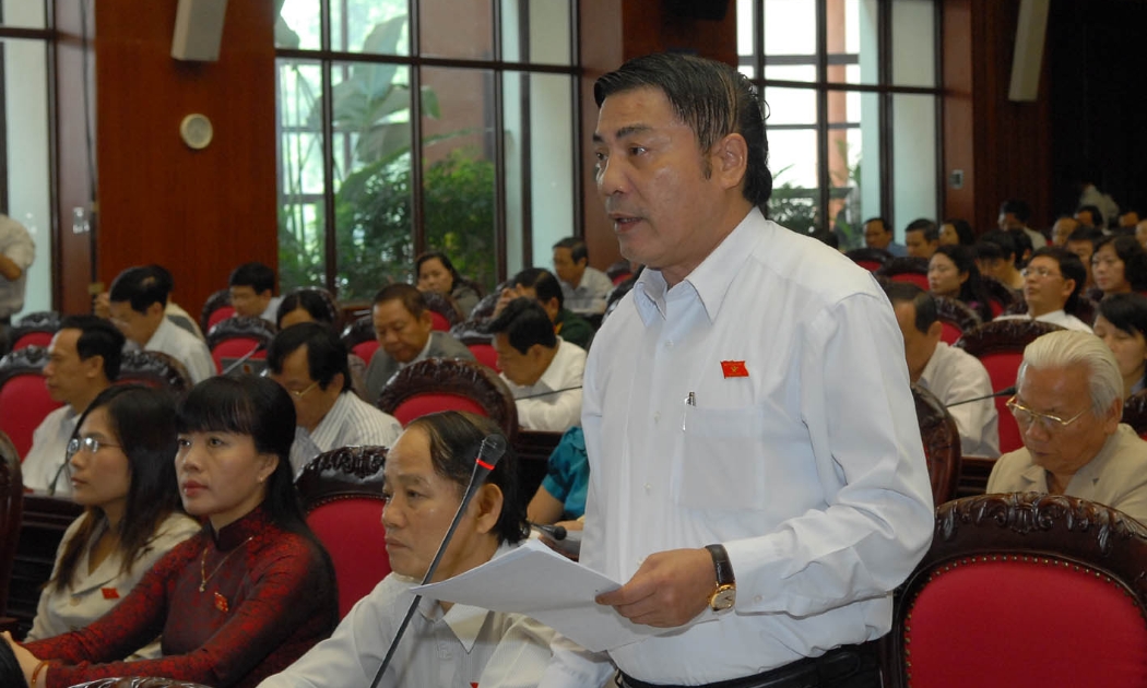 “Đặc biệt là khi tình hình đất nước bị thiên tai, bão lụt thì sự điều hành có trách nhiệm của Chính phủ đối với cuộc sống của người dân cũng đã được ghi nhận”, đại biểu Nguyễn Bá Thanh (Đà Nẵng) khẳng định - Ảnh: TTXVN.