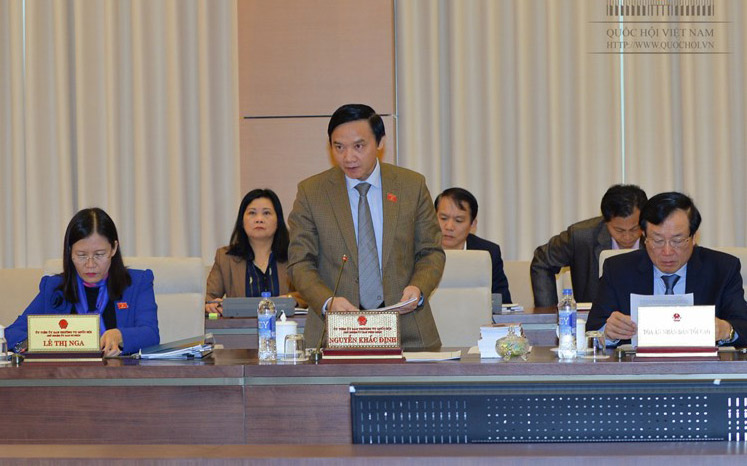 Chủ nhiệm Uỷ ban Pháp luật&nbsp; Nguyễn Khắc Định cho biết, cái khó, vướng nhất là xác định chi phí bồi thường vì không thể xác định nổi thế nào là chi phí thăm nuôi, thuê mượn luật sư…<br>