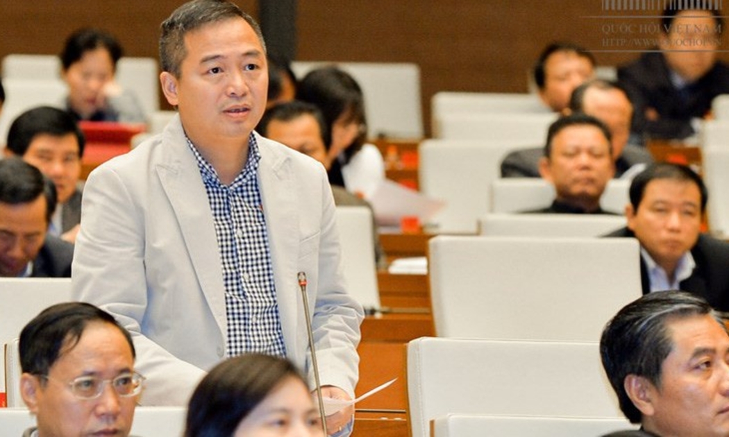 Đại biểu Nguyễn Lân Hiếu (An Giang) bày tỏ về nhiều quy định còn chung chung tại dự thảo luật.