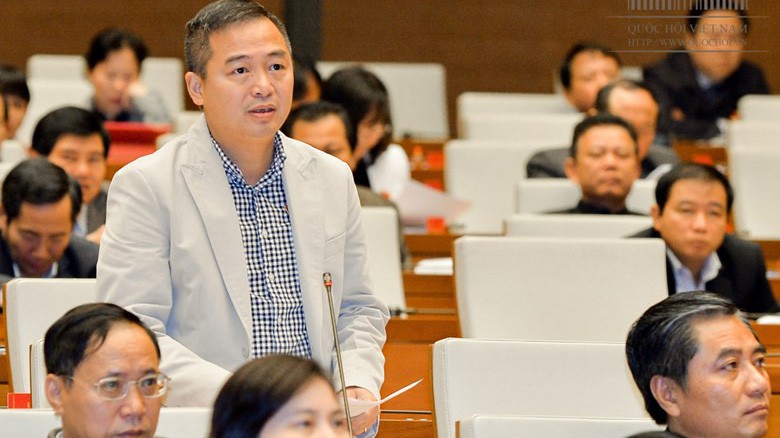 Đại biểu Nguyễn Lân Hiếu (An Giang) bày tỏ về nhiều quy định còn chung chung tại dự thảo luật.