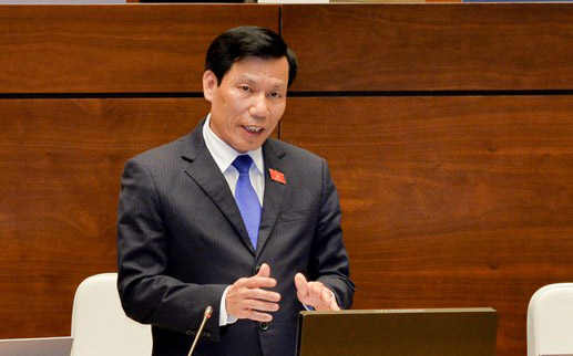 Bộ trưởng Bộ Văn hoá - Thể thao và Du lịch Nguyễn Ngọc Thiện trong phiên trả lời chất vấn chiều 13/6.<br>