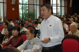 Đa số đại biểu Quốc hội nhất trí với mục tiêu tổng quát năm 2010 - Ảnh: TTXVN.