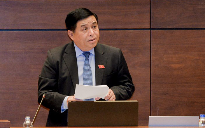 <span style="font-family: 'Times New Roman'; font-size: 15px;">Bộ trưởng Nguyễn Chí Dũng là người cuối cùng trong 6 vị bộ trưởng đã đăng đàn trong hai ngày Quốc hội thảo luận về kinh tế - xã hội và đề án tái cơ cấu kinh tế giai đoạn 2016 - 2020.</span>