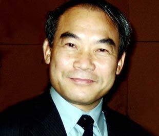 Thứ trưởng Bộ Giáo dục và Đào tạo Nguyễn Vinh Hiển.