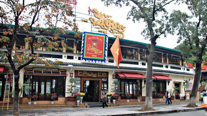 Công ty Cổ phần Thủy Tạ là đơn vị đang sở hữu thương hiệu nhà hàng và kem Thuỷ Tạ.