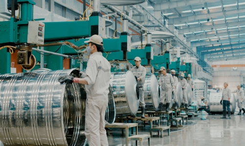 Sơn Hà tham vọng gì khi liên tiếp mở nhà máy và mua nhiều thương hiệu?