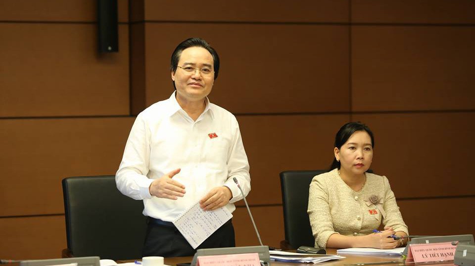 Bộ trưởng Phùng Xuân Nhạ tại phiên thảo luận tổ - Ảnh Quang Phúc. 