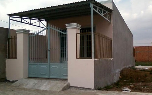 Mỗi hộ gia đình có công dự kiến sẽ được hỗ trợ từ ngân sách 40 triệu đồng đối với xây mới và 20 triệu đồng đối với sửa chữa nhà - Ảnh minh họa.<br>