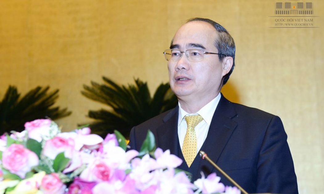 Chủ tịch Uỷ ban Trung ương Mặt trận Tổ quốc Việt Nam Nguyễn Thiện Nhân trình bày báo cáo tổng hợp ý kiến, kiến nghị của cử tri và nhân dân.<br>