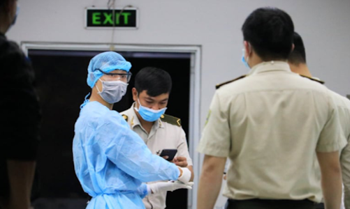 Tp.HCM ghi nhận thêm 1 nhân viên sân bay Tân Sơn Nhất nghi nhiễm Covid-19