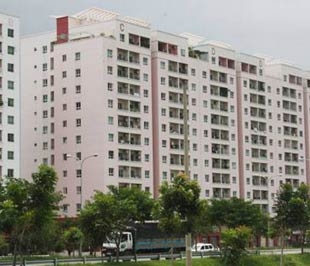 Nhà nước vẫn chưa có biện pháp điều chỉnh hữu hiệu để ổn định giá cả thị trường căn hộ chung cư.