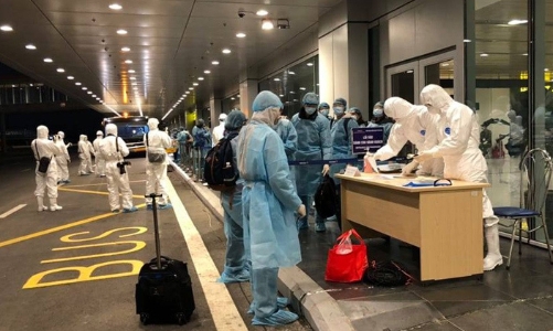 Thêm 2 người nhập cảnh từ Mỹ và Dubai nhiễm Covid-19 