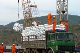 Chính phủ nhận định, tình hình của doanh nghiệp hiện nay có thể xem như một “cơ thể” mới ốm dậy nên cần phải tiếp thêm sức.