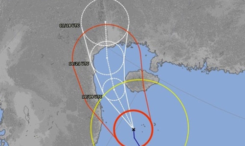 Đổi hướng, siêu bão Haiyan bắt đầu đổ bộ