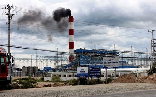 Đối với các chủ đầu tư dự án nhiệt điện than, Bộ trưởng Công Thương yêu cầu phải xây dựng và thực hiện quy trình thải tro xỉ nhà máy, yêu cầu đảm bảo không phát tán tro xỉ ra môi trường, cũng như hoàn thiện hệ thống quan trắc tự động các thông số phát thải.