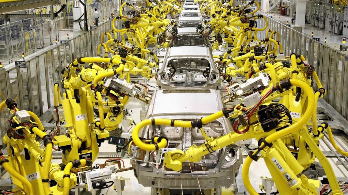 Nếu doanh nghiệp không có sự quan tâm đầu tư tự động hóa, không có sự hỗ trợ và hợp tác quốc tế thì không thể theo kịp được cuộc cách mạng công nghiệp 4.0 .