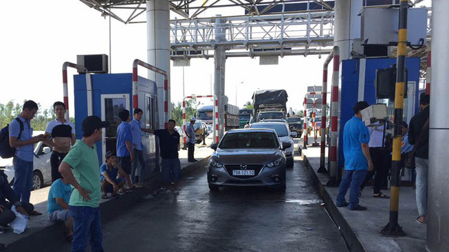 Trạm Ninh Lộc trên quốc lộ 1 do Công ty Cổ phần Đầu tư BOT Đèo Cả làm chủ đầu tư. 