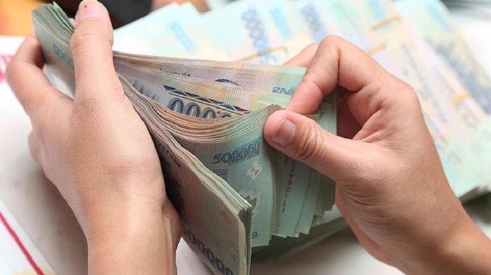 Trong hơn 11 tháng qua, ngân sách cũng thu được trên 102 nghìn tỷ đồng từ tiền sử dụng đất, vượt kế hoạch đề ra 18,8%.
