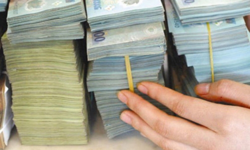 Có thể miễn trách nhiệm cho cán bộ xử lý ngân hàng yếu kém