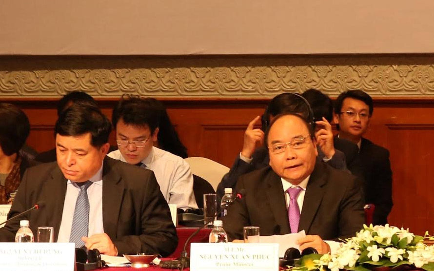 “Tôi đã trao đổi với các bộ trưởng và thứ trưởng có mặt tại diền đàn, rằng chúng ta đã lắng nghe, đã phản hồi, nhưng phải có biện pháp xử lý đúng mức kịp thời chứ không phải nghe để biết, để đó”, Thủ tướng Nguyễn Xuân Phúc nói tại VBF 2016.<br>